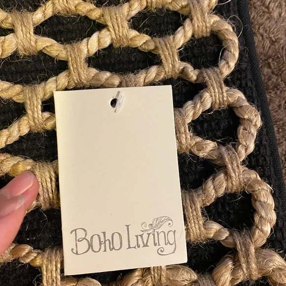 Natural and Black Woven pillowcase - Picture 2 of 6